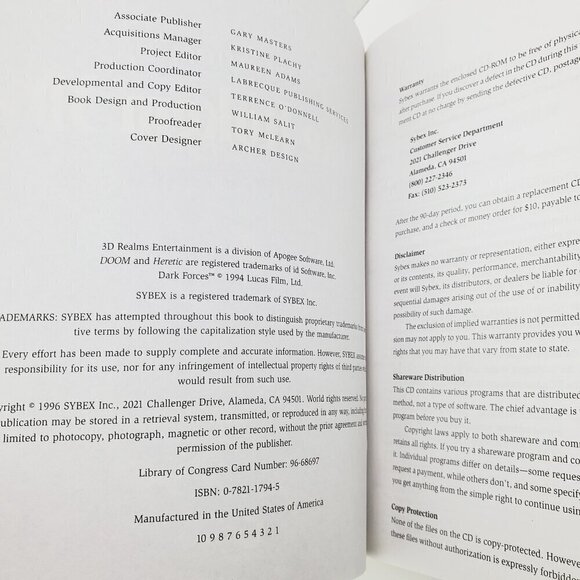 Duke Nukem 3D Book Official Strategies Secrets by Mendoza w/ CD-ROM 1996 - Picture 6 of 10